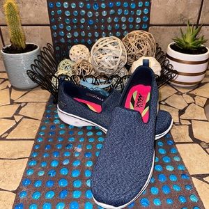 Women’s Go Walk Skechers